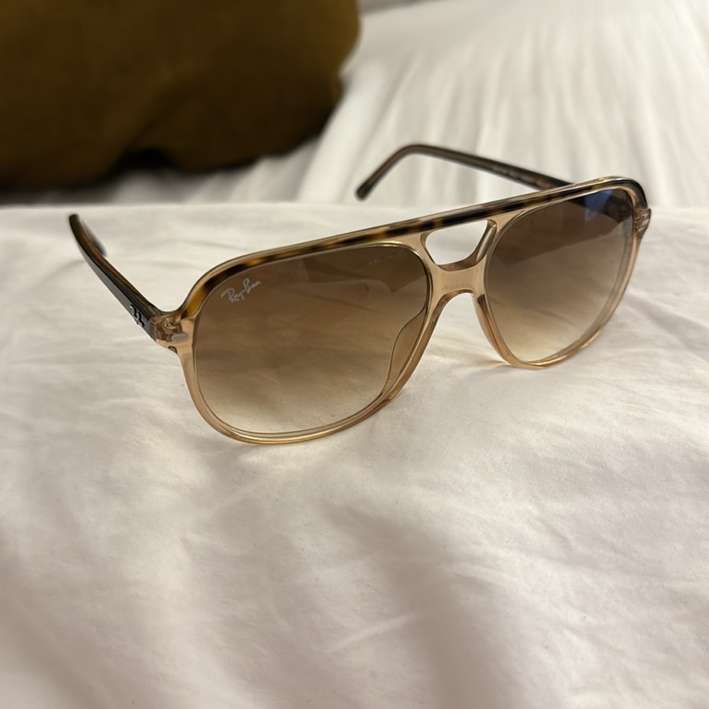 Ray Ban aviators